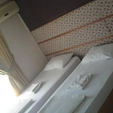 Selay 2* Κουσάντασι